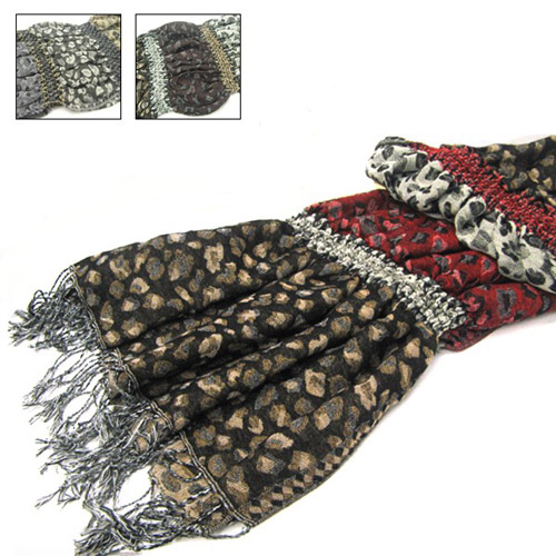Ladies Pleated Leopard Print Scarf with Lurex